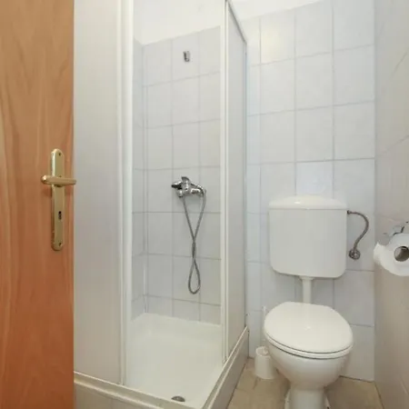 Studio In Rogoznica With Balcony, Air Conditioning, Wi-fi *