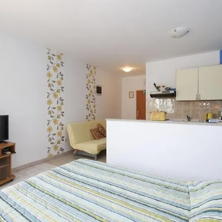 Apartamento Studio In Rogoznica With Balcony, Air Conditioning, Wi-fi Rogoznica (Sibenik-Knin)